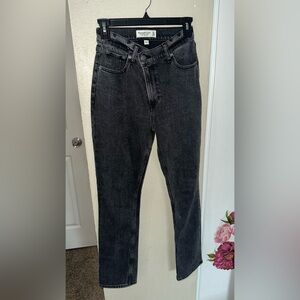 Abercrombie & Fitch The 90’s Slim Straight Ultra High Rise Jeans Black 24